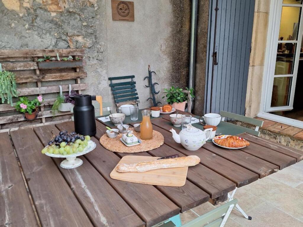Domaine De Capoulade Bed & Breakfast Narbonne Eksteriør bilde